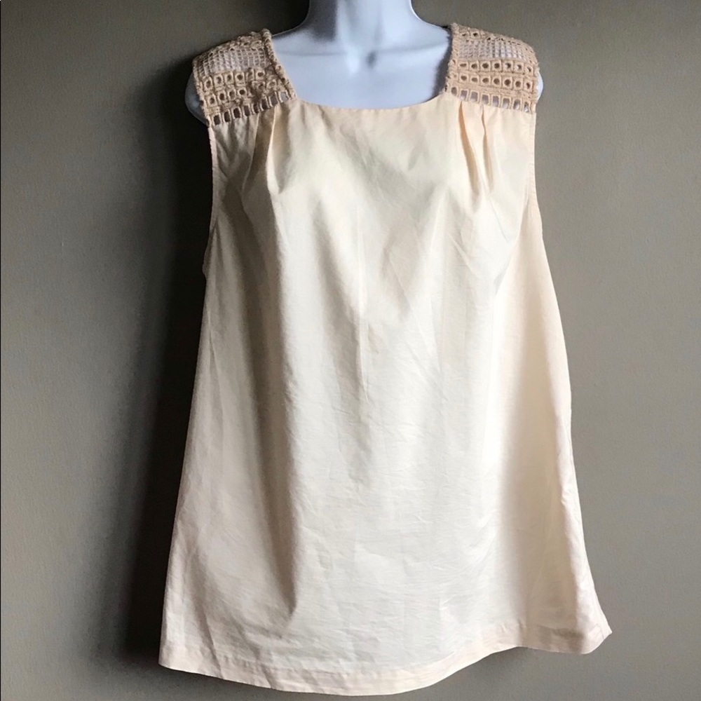 GAP Sleeveless Top